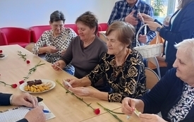 Dzień Kobiet oraz Dzień Mężczyzn w Dziennym Domu &bdquo;Senior+&rdquo; w Lipinach 5