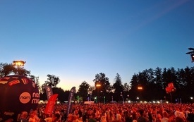 V Zlot fan&oacute;w serialu &bdquo;Ranczo&rdquo;, Jarmark folkowy w Wilkowyjach oraz wakacyjna trasa Lata z Radiem i Telewizją Polską 3