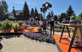 V Zlot fan&oacute;w serialu &bdquo;Ranczo&rdquo;, Jarmark folkowy w Wilkowyjach oraz wakacyjna trasa Lata z Radiem i Telewizją Polską 72