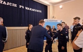 Wyjątkowe rozpoczęcie roku szkolnego w Zespole Szk&oacute;ł w Mrozach 28