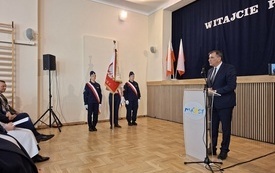 Wyjątkowe rozpoczęcie roku szkolnego w Zespole Szk&oacute;ł w Mrozach 35
