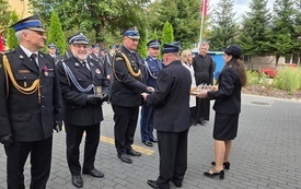 Jubileusz 100-lecia Ochotniczej Straży Pożarnej w Lipinach 21